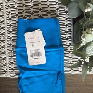 🔹 BRAND NEW Fabletics Leggings 🔹